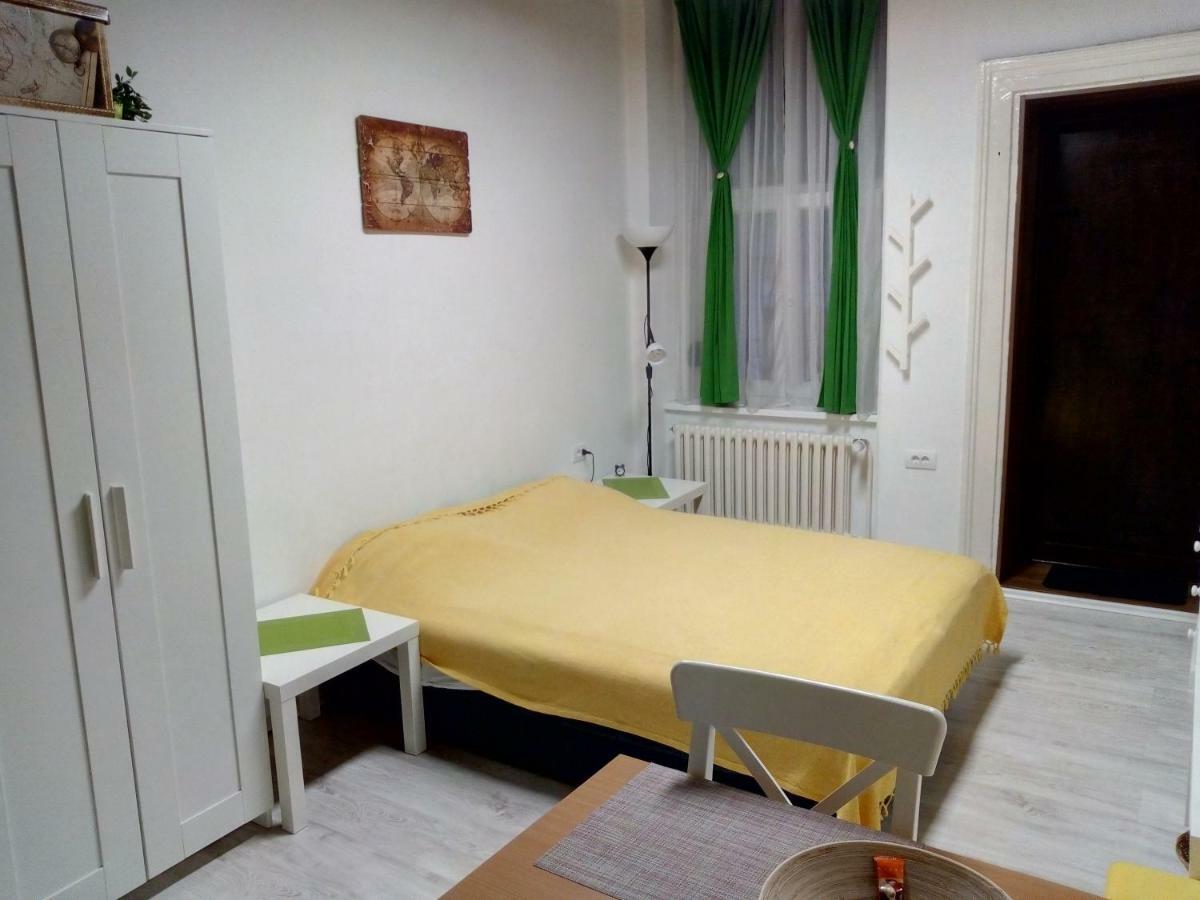 Studio Jolie Apartman Újvidék Kültér fotó