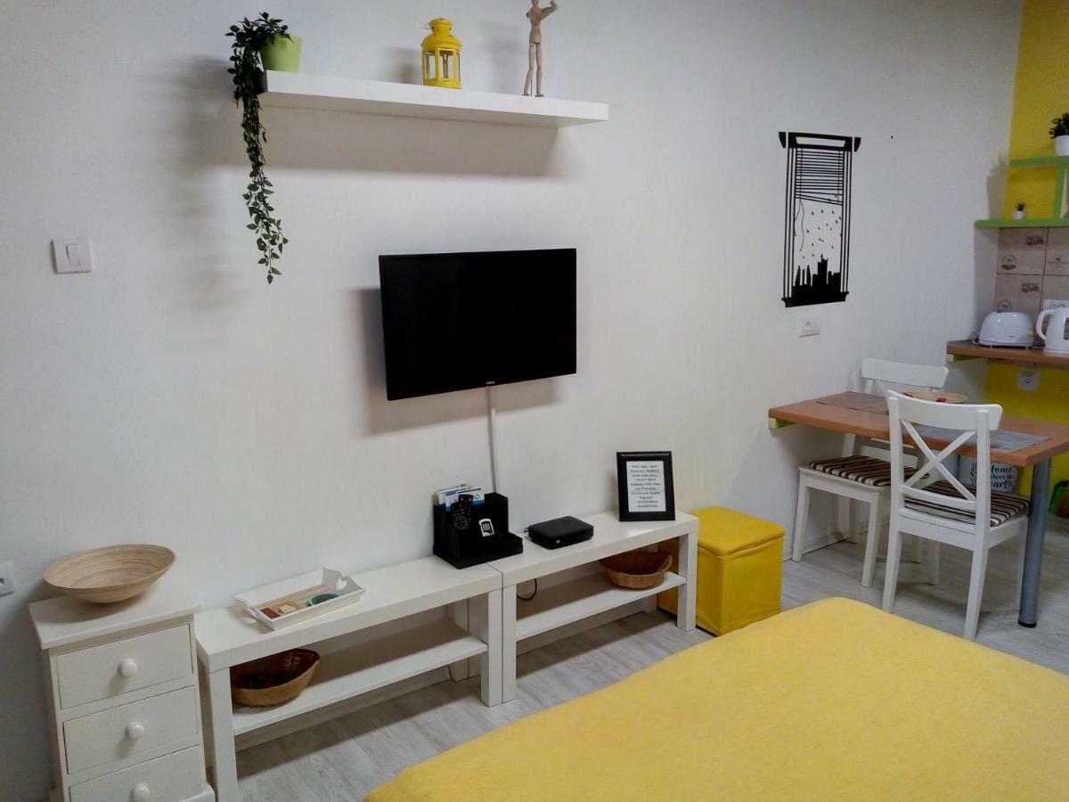Studio Jolie Apartman Újvidék Kültér fotó